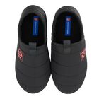 Zapatillas cerradas negras escudo